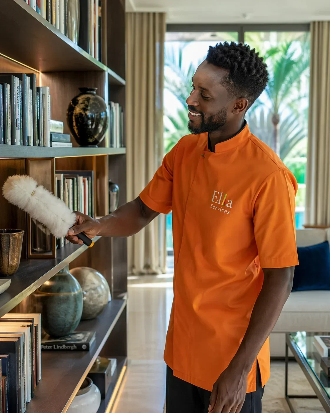 Bakary, intervenante Aide aux seniors Paris — Ell'a Services